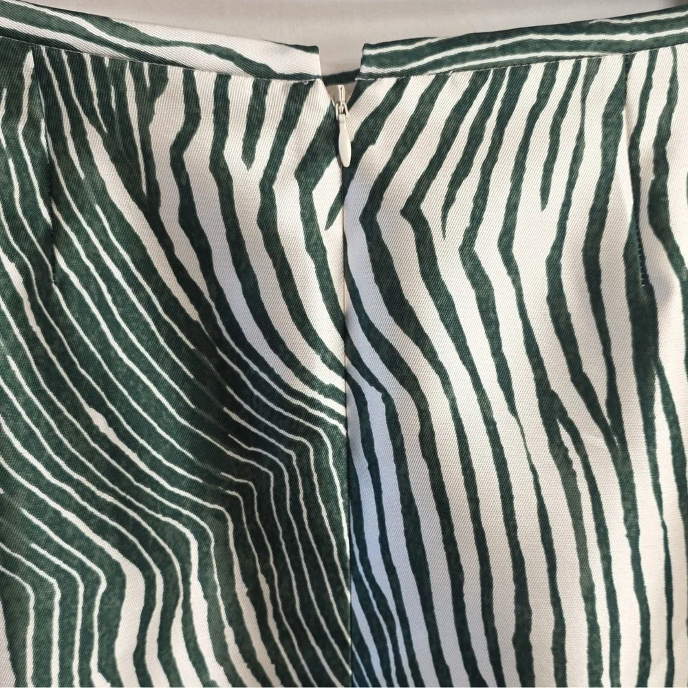 Preston & York Green & White Animal Print Lined Satin Pencil Skirt Size 16